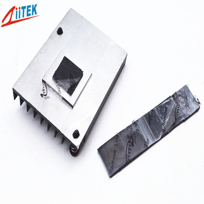 Protection thermique en caoutchouc de silicone noire de 18 rivages 00 1.8W/MK pour des modules de mémoire de caloduc