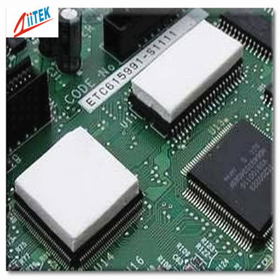 Conductivité thermique de la protection 3.0W/MK d'unité centrale de traitement de l'alimentation d'énergie 2.0mmt