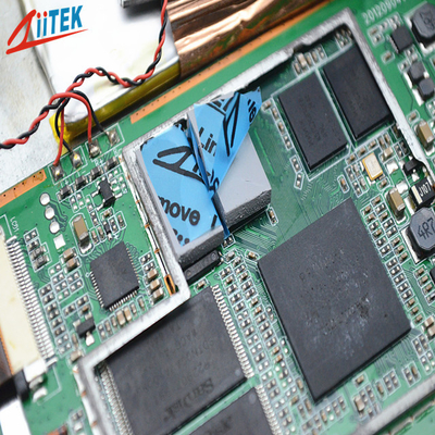 Pluies conductrices thermiques en silicone 2.0 W/MK éviers pour composants audio et vidéo