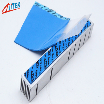 Dissipation thermique 7W Pad en silicone thermiquement conducteur pour solutions thermiques de micro tuyaux de chaleur