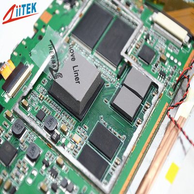 Pads d'isolation thermique 7,5 W/mk Pad thermique au silicium hautement conducteur pour l'électronique des éviers à chaleur
