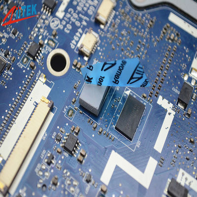 Pad thermique ultra doux sur les modules de mémoire