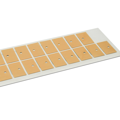 L'équipement est équipé de deux ou trois rouleaux d'unité de mesure.