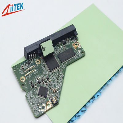 Nouveau a développé des performances thermiques ultra douces de 0.5-5.0mmT Gapgood pour des boîtiers de commande de moteur de véhicule