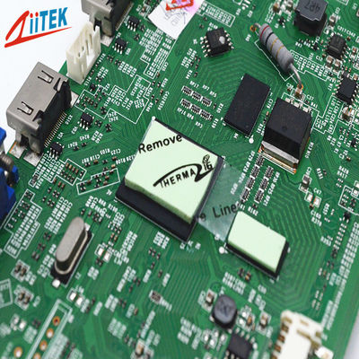 Matériau en silicium thermique électriquement isolé, conducteur thermique pour carte d'affichage