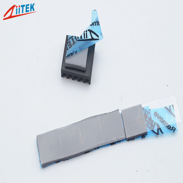 Plomberie thermique pour dissipateur de chaleur en élastomère en silicone en céramique remplie