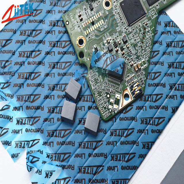Coussin thermique de protection de silicone d'isolation de remplissage d'espace de refroidissement conforme à RoHS 1.5W/MK pour véhicule à énergie nouvelle